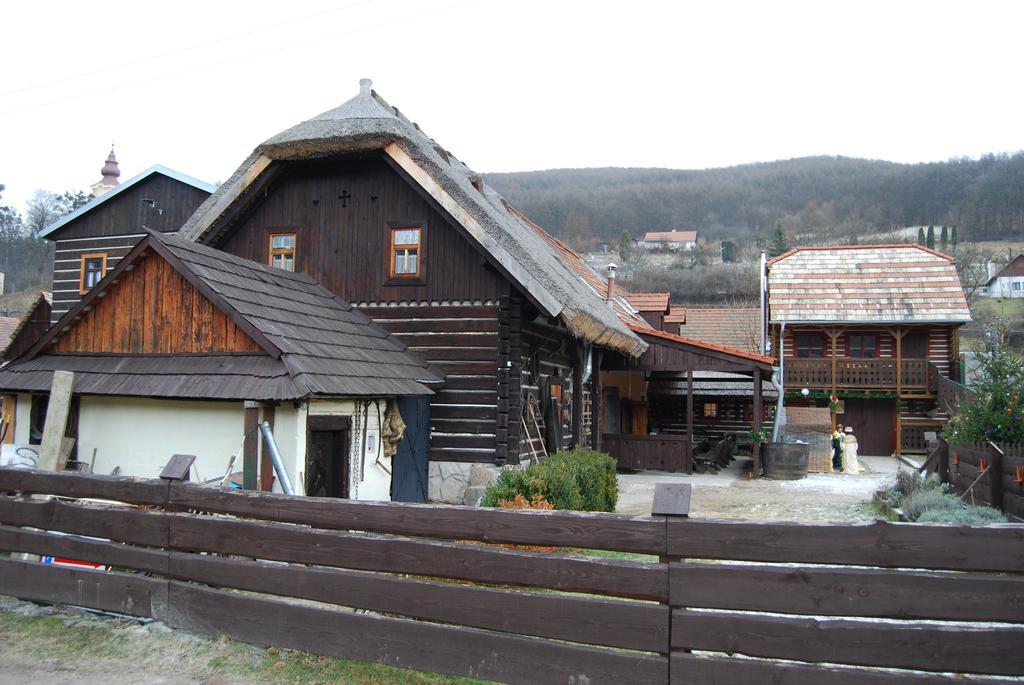 Penzion Stary Hostinec Банська Штявниця Екстер'єр фото