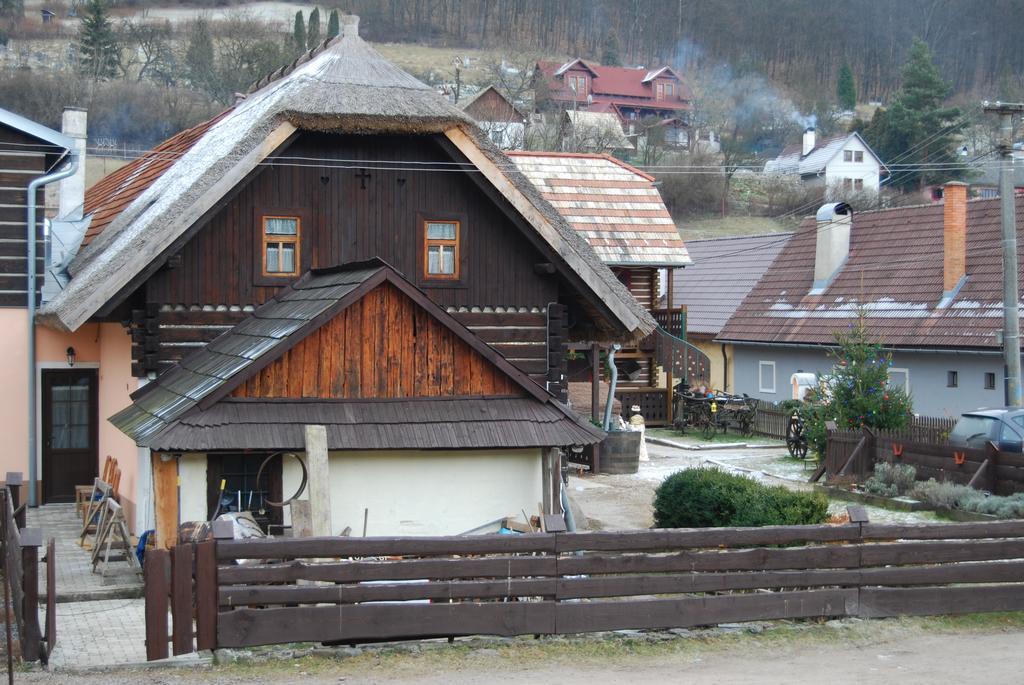 Penzion Stary Hostinec Банська Штявниця Екстер'єр фото
